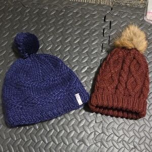 Women's Knit Beanie Set - Navy and Maroon